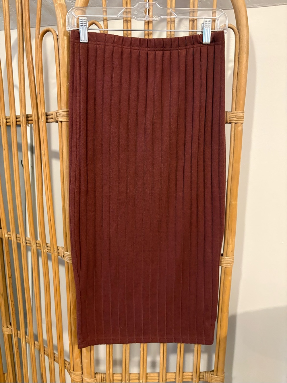 Ribbed Midi Skirt in Deep Burgundy